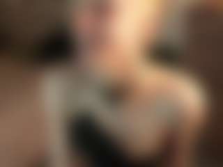 ElenoraMowatt's Live Sex Cam Show