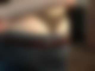 ElenoraMowatt's Live Sex Cam Show