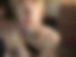 ElenoraMowatt's Live Sex Cam Show