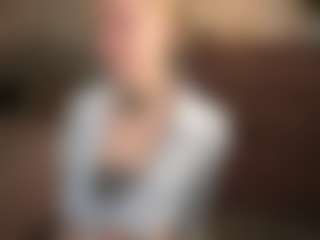 Live cam show with ElenoraMowatt - Ass Clapping on Camsoda