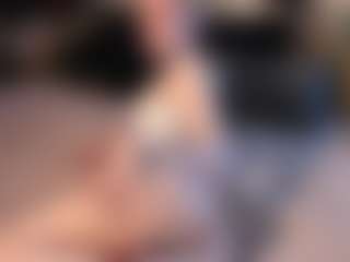 ElenoraMowatt's Live Sex Cam Show