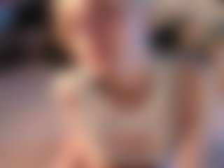 Live cam show with ElenoraMowatt - Blonde Hair HD on Camsoda