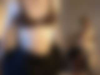 ElenoraMowatt's Live Sex Cam Show