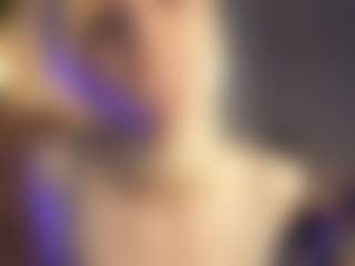 ElenoraMowatt's Live Sex Cam Show