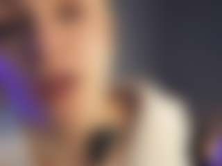 ElenoraMowatt's Live Sex Cam Show