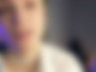 ElenoraMowatt's Live Sex Cam Show