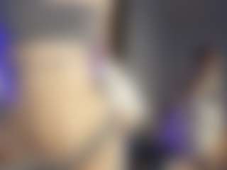 ElenoraMowatt's Live Sex Cam Show