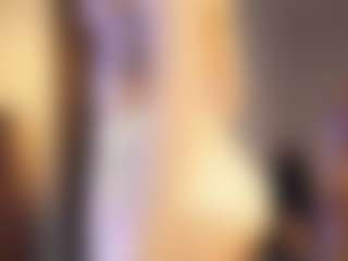 ElenoraMowatt's Live Sex Cam Show