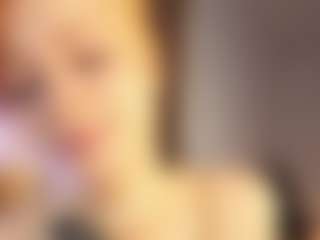 ElenoraMowatt's Live Sex Cam Show