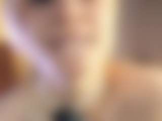 Live cam show with ElenoraMowatt - Skinny on Camsoda