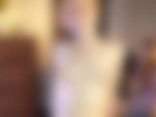 ElenoraMowatt's Live Sex Cam Show
