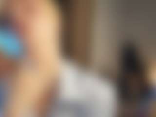 ElenoraMowatt's Live Sex Cam Show