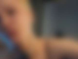Live cam show with ElenoraMowatt - Pov on https://playwithruby.com