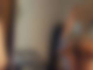 Live cam show with ElenoraMowatt - Teen (18+) on Camsoda