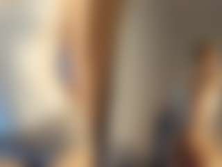 Live cam show with ElenoraMowatt - Moaning on Mixed Magazine Live