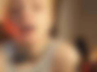 ElenoraMowatt's Live Sex Cam Show