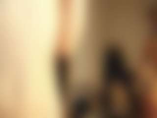 ElenoraMowatt's Live Sex Cam Show