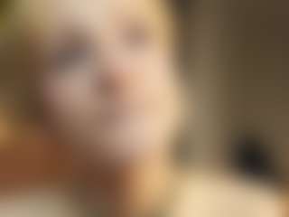 ElenoraMowatt's Live Sex Cam Show
