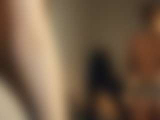 ElenoraMowatt's Live Sex Cam Show