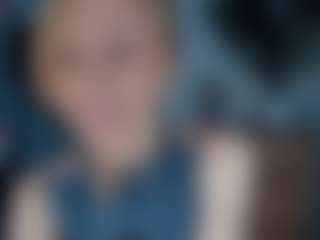 ElenoraMowatt's Live Sex Cam Show