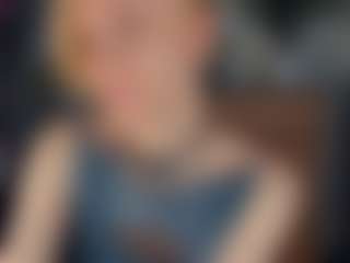 ElenoraMowatt's Live Sex Cam Show