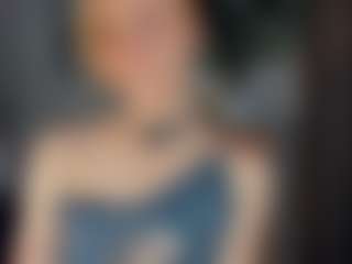 ElenoraMowatt's Live Sex Cam Show