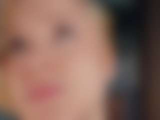 ElenoraMowatt's Live Sex Cam Show