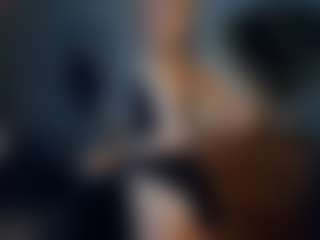 ElenoraMowatt's Live Sex Cam Show