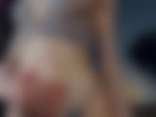 ElenoraMowatt's Live Sex Cam Show