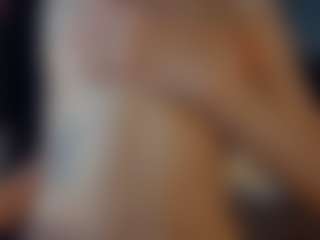 ElenoraMowatt's Live Sex Cam Show