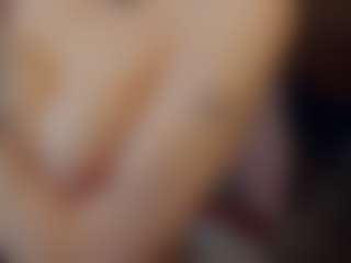 ElenoraMowatt's Live Sex Cam Show