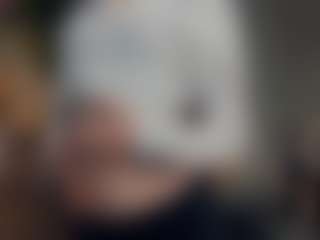 ElenoraMowatt's Live Sex Cam Show