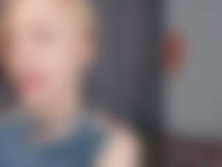ElenoraMowatt's Live Sex Cam Show