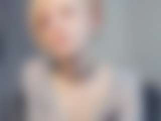 ElenoraMowatt's Live Sex Cam Show
