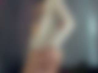 ElenoraMowatt's Live Sex Cam Show