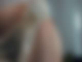 ElenoraMowatt's Live Sex Cam Show