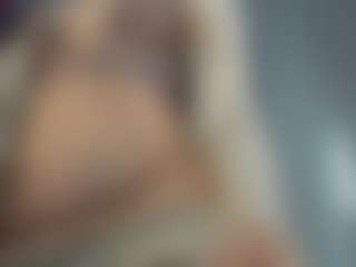 ElenoraMowatt's Live Sex Cam Show