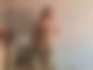 ElsaKisamore's Live Sex Cam Show