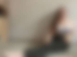 ElsaKisamore's Live Sex Cam Show