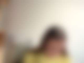 Live cam show with ElsaKisamore - Full Nudity on Free Soda
