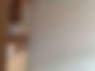 Live cam show with ElsaKisamore - Full Nudity on Cam Slut