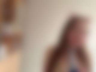 ElsaKisamore's Live Sex Cam Show
