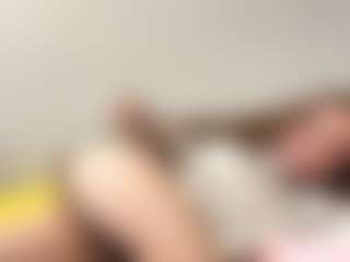Live cam show with ElsaKisamore - Twerk on madthumbs