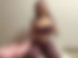 ElsaKisamore's Live Sex Cam Show