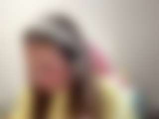 Live cam show with ElsaKisamore - Long Hair on Camsoda