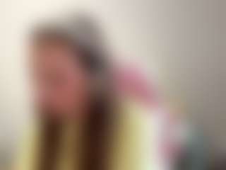 Live cam show with ElsaKisamore - Little on fuklive.com