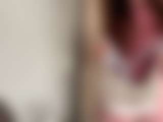Live cam show with ElsaKisamore - Skinny on Nude Live Now