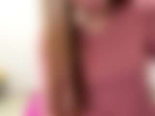 Live cam show with ElsaKisamore - Role Play on CamSodaAdn