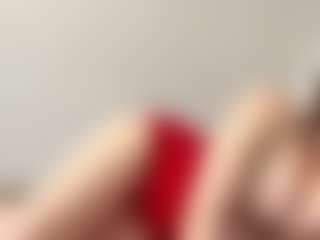 ElsaKisamore's Live Sex Cam Show