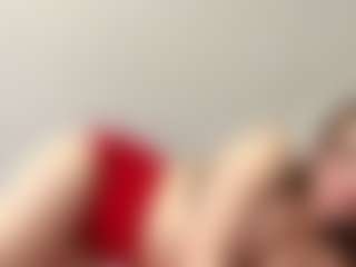 ElsaKisamore's Live Sex Cam Show